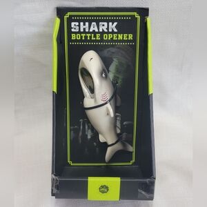 Shark‎ Bottle Opener Functional New NWT Beer Drinking Pop Booze Cap Ocean